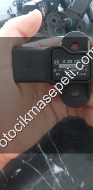 036906051G TURBO BORU SENSÖRÜ