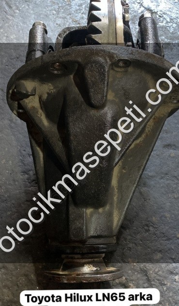 TOYOTA HİLUX LN65 ARKA ÇIKMA DEFRANSİYEL              (XS2701S26)