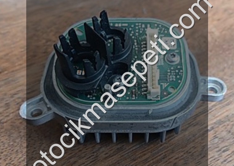 A4 B9 2017-20 LED MODÜLÜ SOL 8W0941773