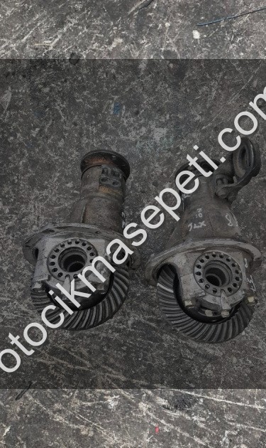 SUZUKİ VİTARA JLX ÖN DİFRANSİYEL 8/37