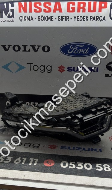 KGM SSANGYONG TORRES BENZİNLİ ORİJİNAL ÇIKMA SAĞ FAR