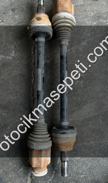 2023 MG MG4 COMFORT ARKA AKİSLER