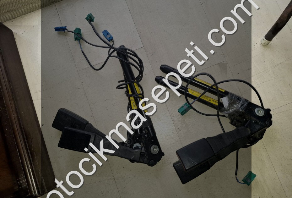 ÖZMEN OPEL ASTRA H SAĞ SOL ÖN EMNİYET KEMERİ TOKASI GERGİSİ AKTİF