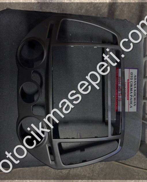 Hyundai İ20 teyp çerçevesi OEM