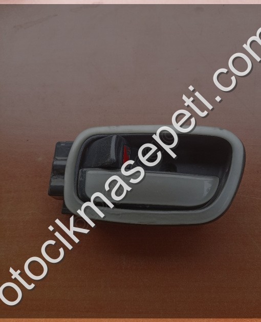 Hyundai Accent Era Sol Ön Kapı İç Açma Kolu