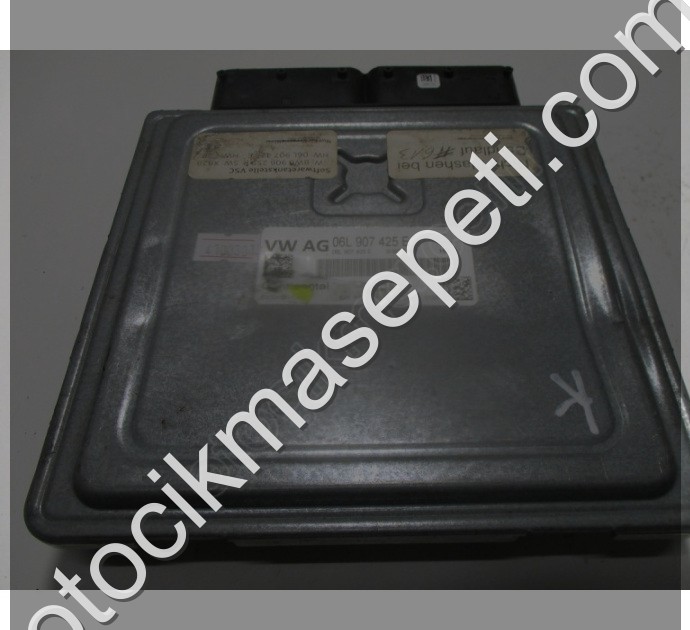 Audi Q5 2021 Motor Beyni 06L907425E SIMOS19.7