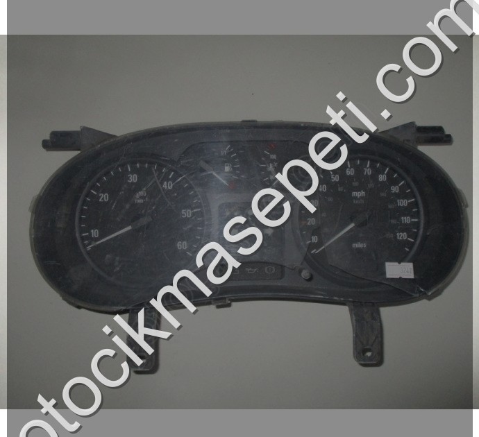 Renault Trafic Dizel Kilometre Saati Gösterge Paneli P8200252454