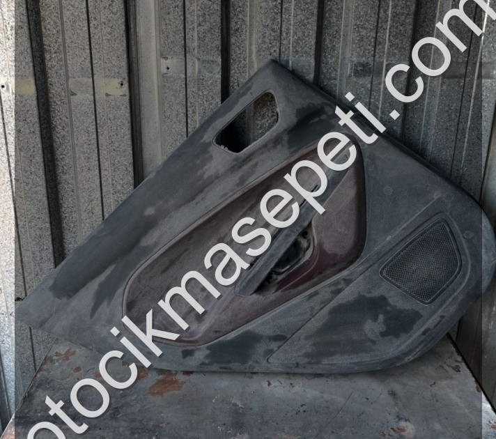 FORD FİESTA SOL ARKA KAPI DÖŞEMESİ ORJİNAL
