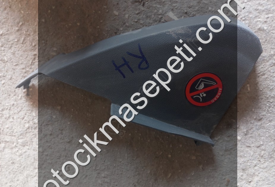 Ford focus 2.Göğüs yan kapak Sağ.4M51-A044C60