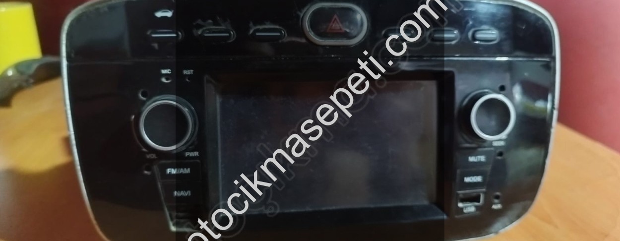 7356165770 FİAT LİNEA PUNTO TEYP ÇIKMA 2010 2015