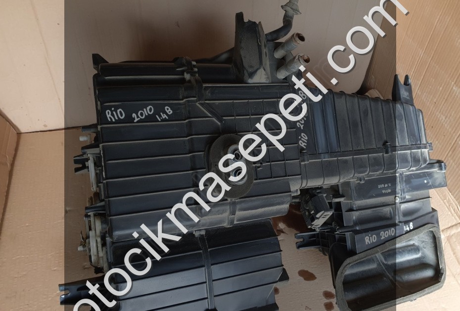 kia rio 2010 1.4 kalorifer kutusu/kazanı (son fiyat)