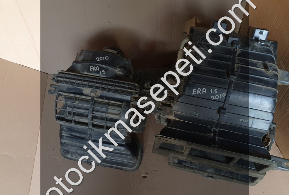 hyundai accent era 2010 1.5 kalorifer kutusu/kazanı (son fiyat)