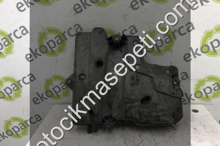 VOLKSWAGEN TRANSPORTER 2020 2024 ADBLUE DEPO 7LA131877E