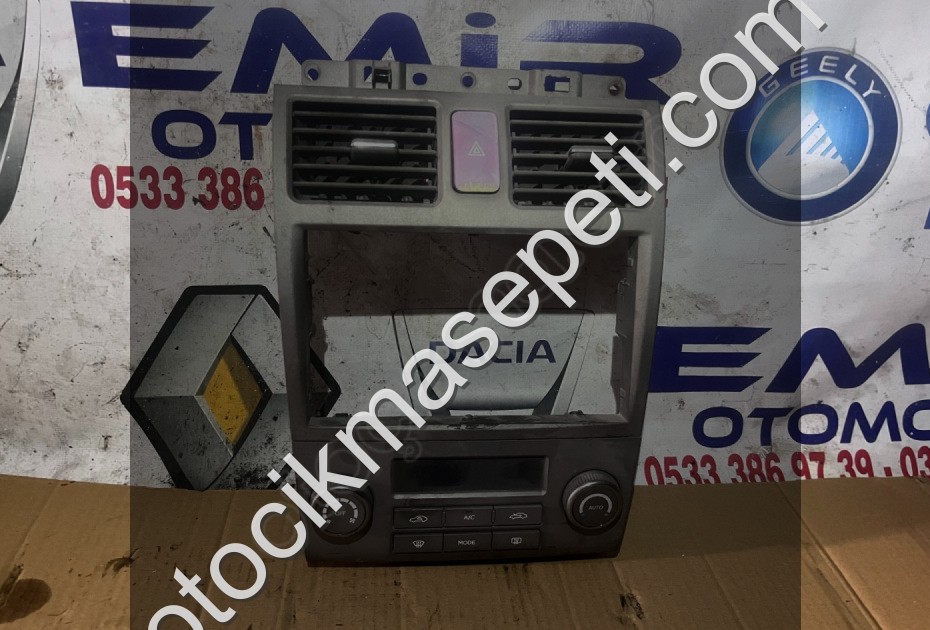 Geely Emgrand teyp çerçevesi dolu