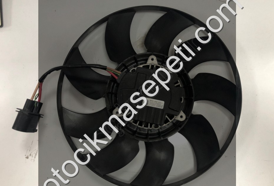 AUDİ A4 FAN MOTORU 2017-2020 ORJİNAL