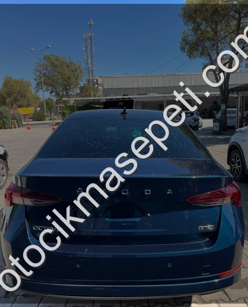 SKODA OCTAVİA ARKA TAMPON ORİJİNAL SÖKME - 5E6807421