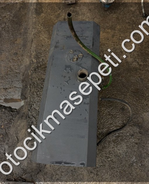 MİTSUBİSHİ L300 AÇIK KASA KAMYONET YAKIT DEPOSU