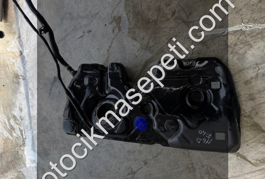 BMW F40 116 YAKIT DEPOSU