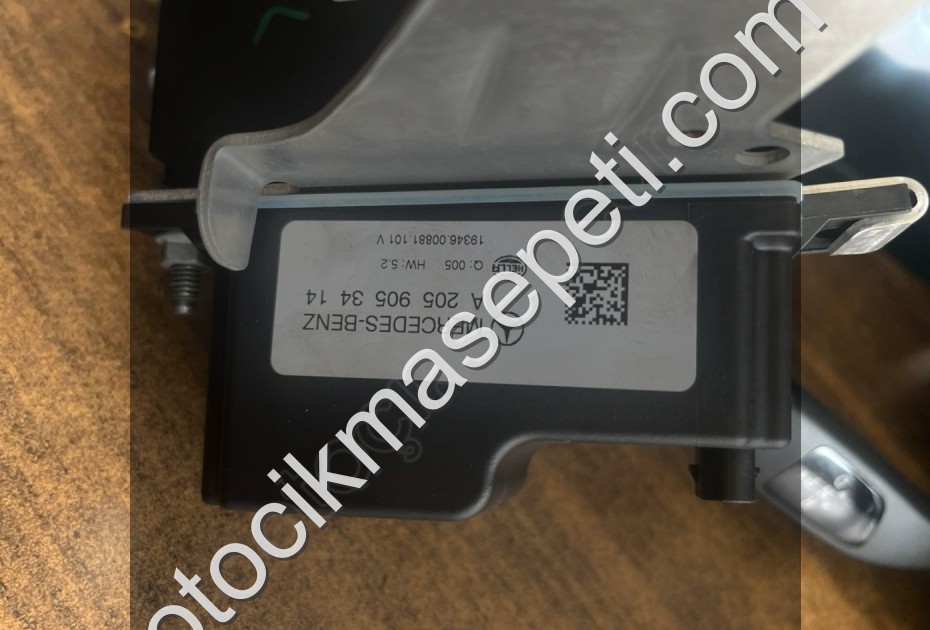 MERCEDES W205 A2059053414 VOLTAJ MODÜLÜ OTO FEDAİ