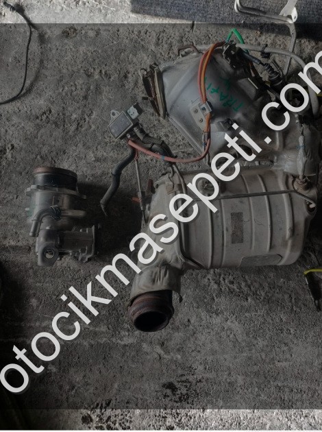 RENAULT TRAFİC 2.0 PARTİKÜL 2023 OTO FEDAİ