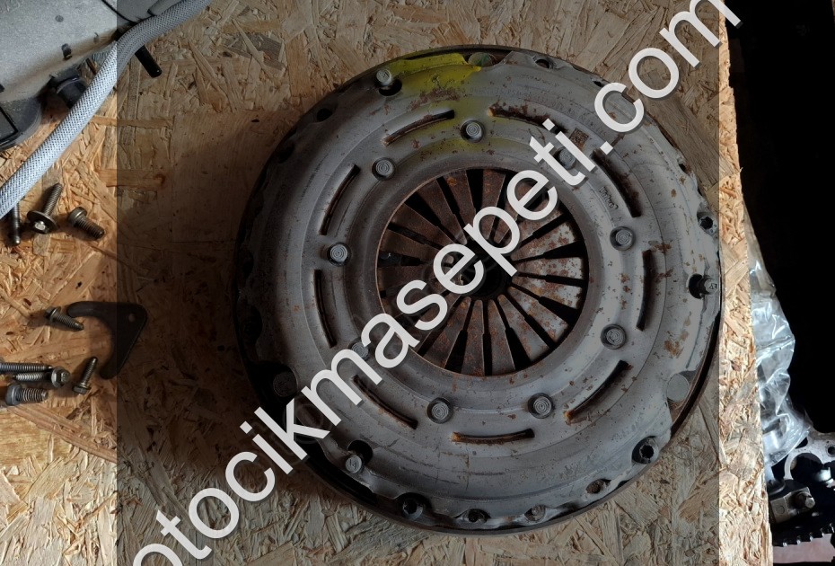 CROSSLAND CORSA F 1.2 BASKI BALATA VOLANT SETİ