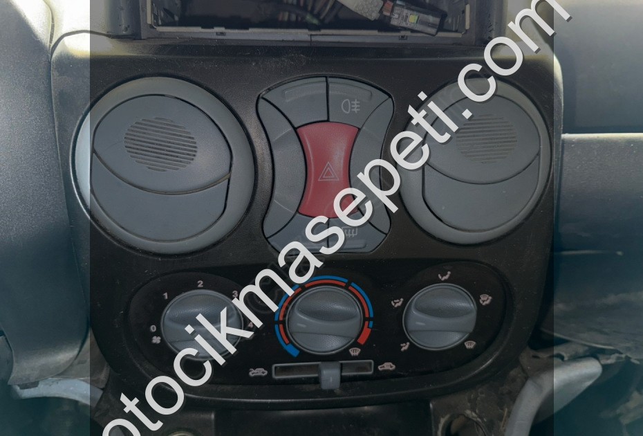 ÇIKMA FİAT DOBLO-1-DOBLO-2 ORTA HAVALANDIRMA IZGARASI