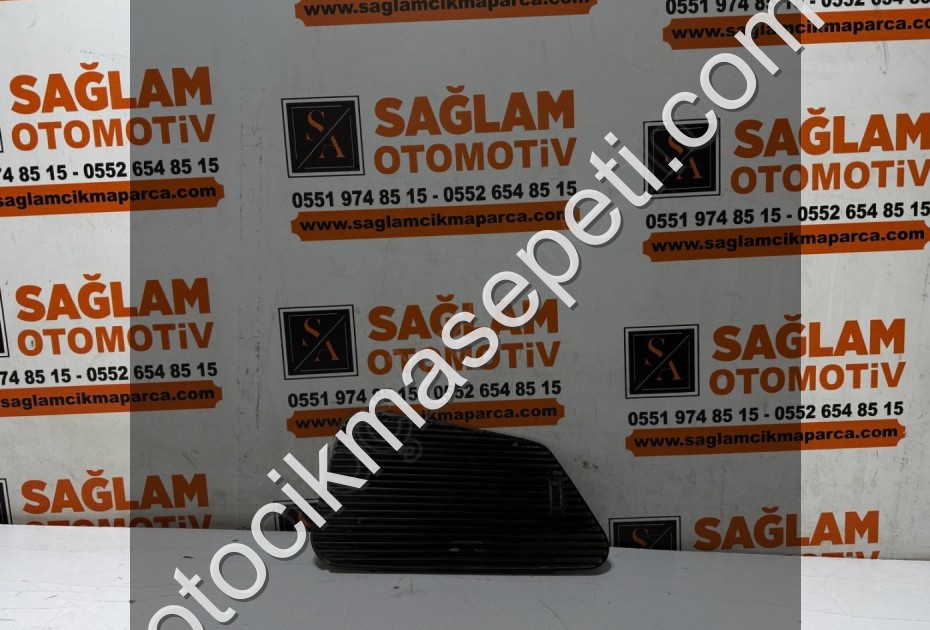 ÇIKMA BMW E34 GÖĞÜS HOPARLÖR KAPAĞI OEM 1384066