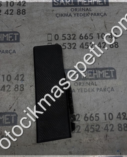 ÇIKMA VW SCİROCCO AYAK BASMA PLASTİĞİ