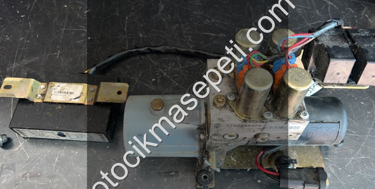 Renault Megane 1 için 7700848429 Kodlu Sandık Tente Motoru