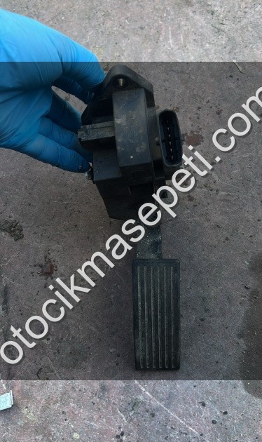 2016 KİA BONGO ÇIKMA ORJİNAL GAZ PEDALI YEDEK PARÇALARI