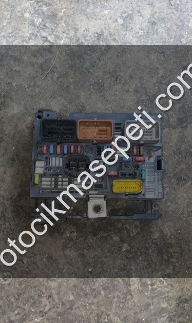 Pejo 307 sigorta kutusu