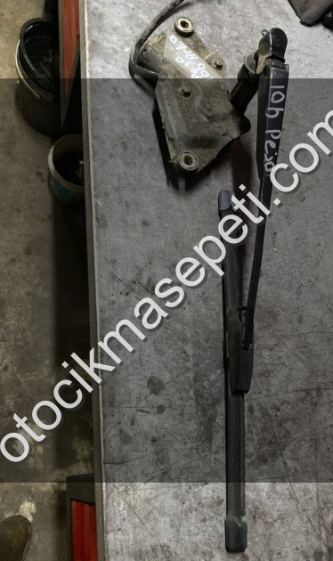 Pejo 106  arka silecek motoru ve yagmur kolu