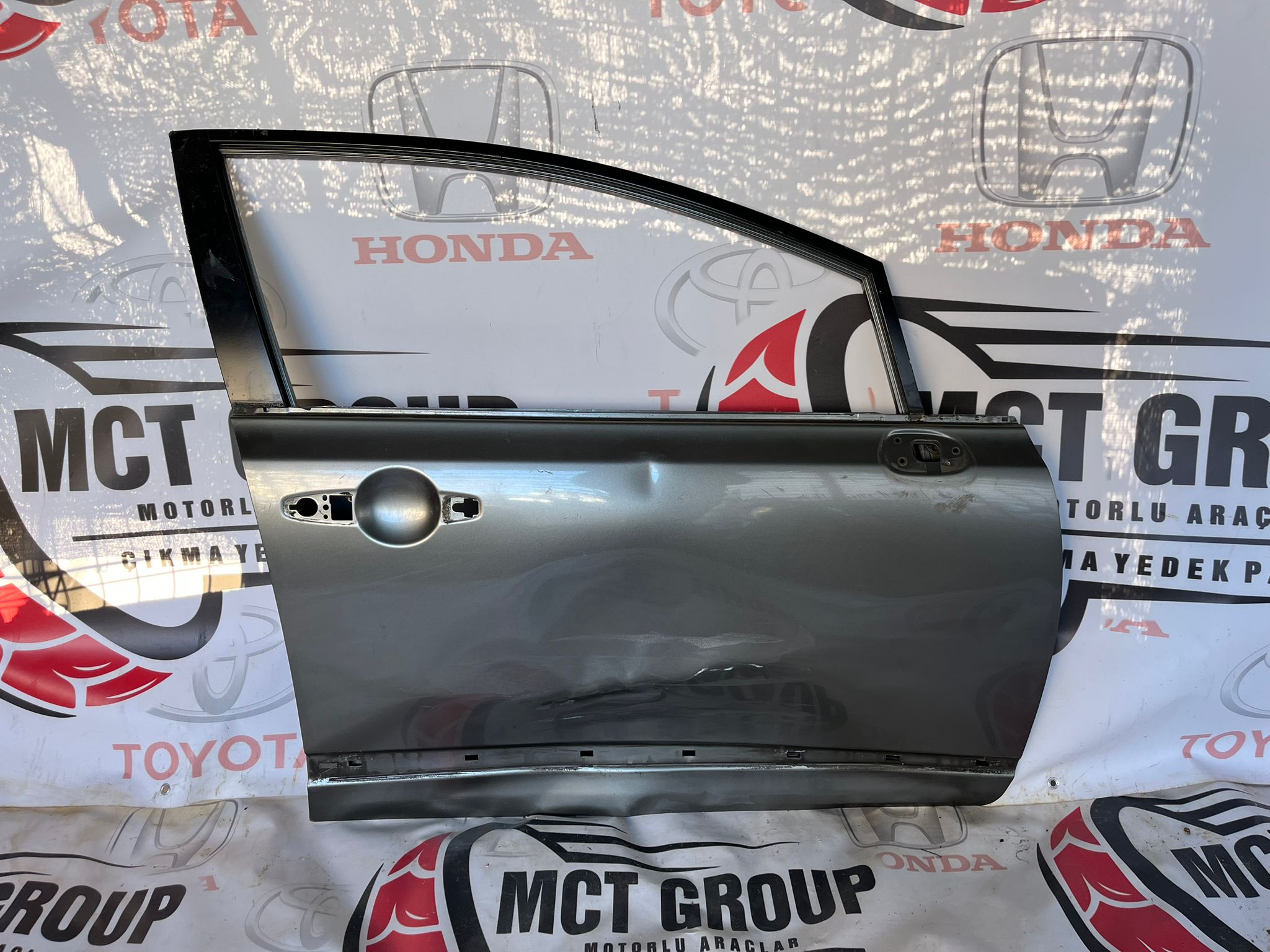 HONDA FD6 SAĞ ÖN KAPI ÇIKMA ORJINAL