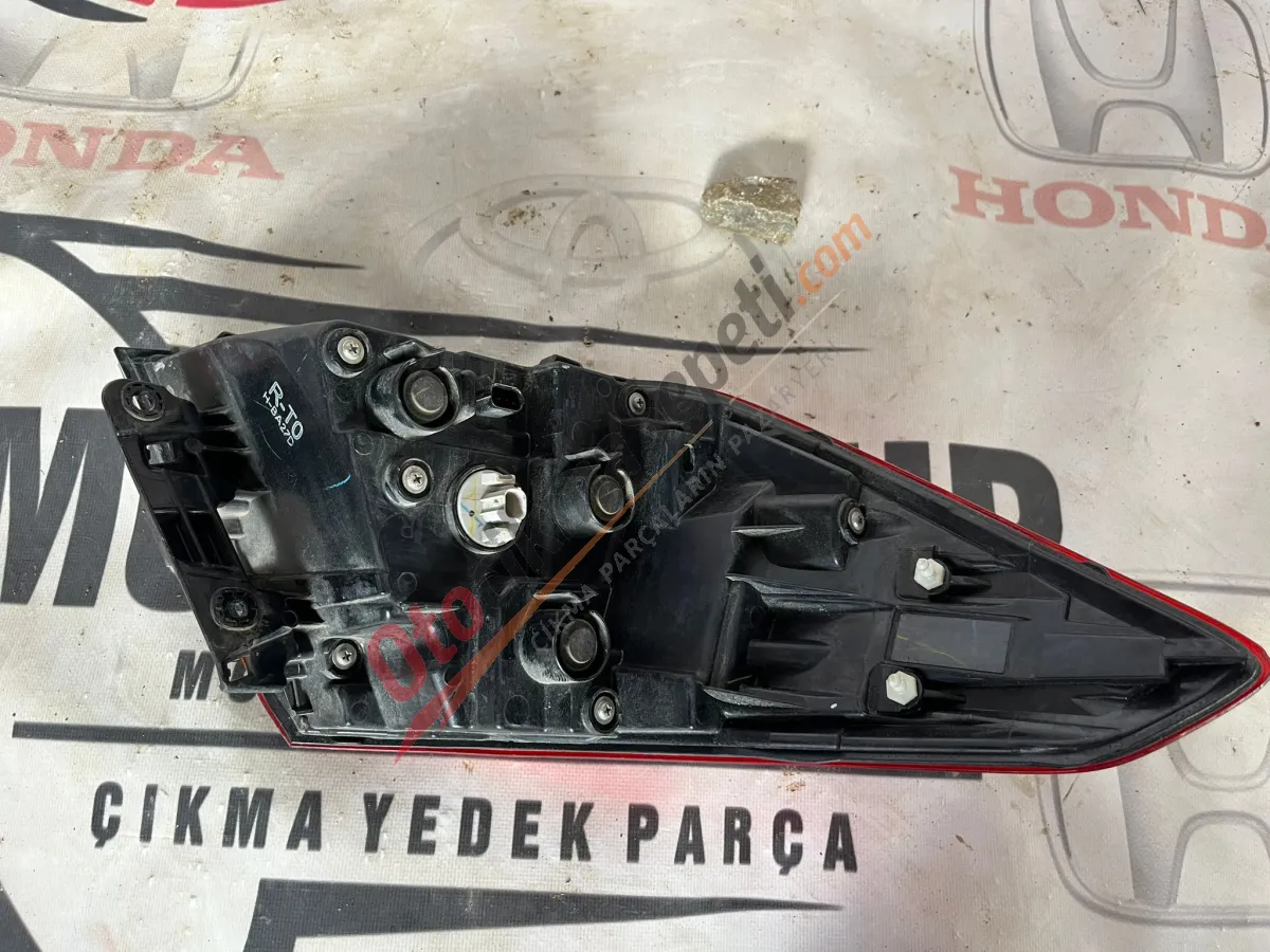 HONDA CİVİC SAĞ STOP LAMBASI LEDLİ 2021-2024