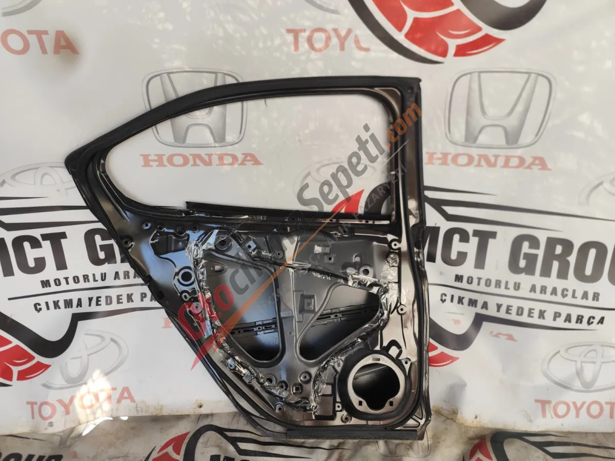 HONDA CİTY SOL ARKA KAPI ORJİNAL ÇIKMA (2021-2024)